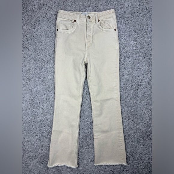 Zara Denim - Zara Jeans Womens 2 Crop White Denim Party Night Out Travel Dinner Bell Bottoms